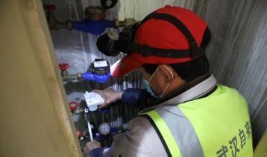 為獨居老人安裝智能水表，卓正免費提供方案